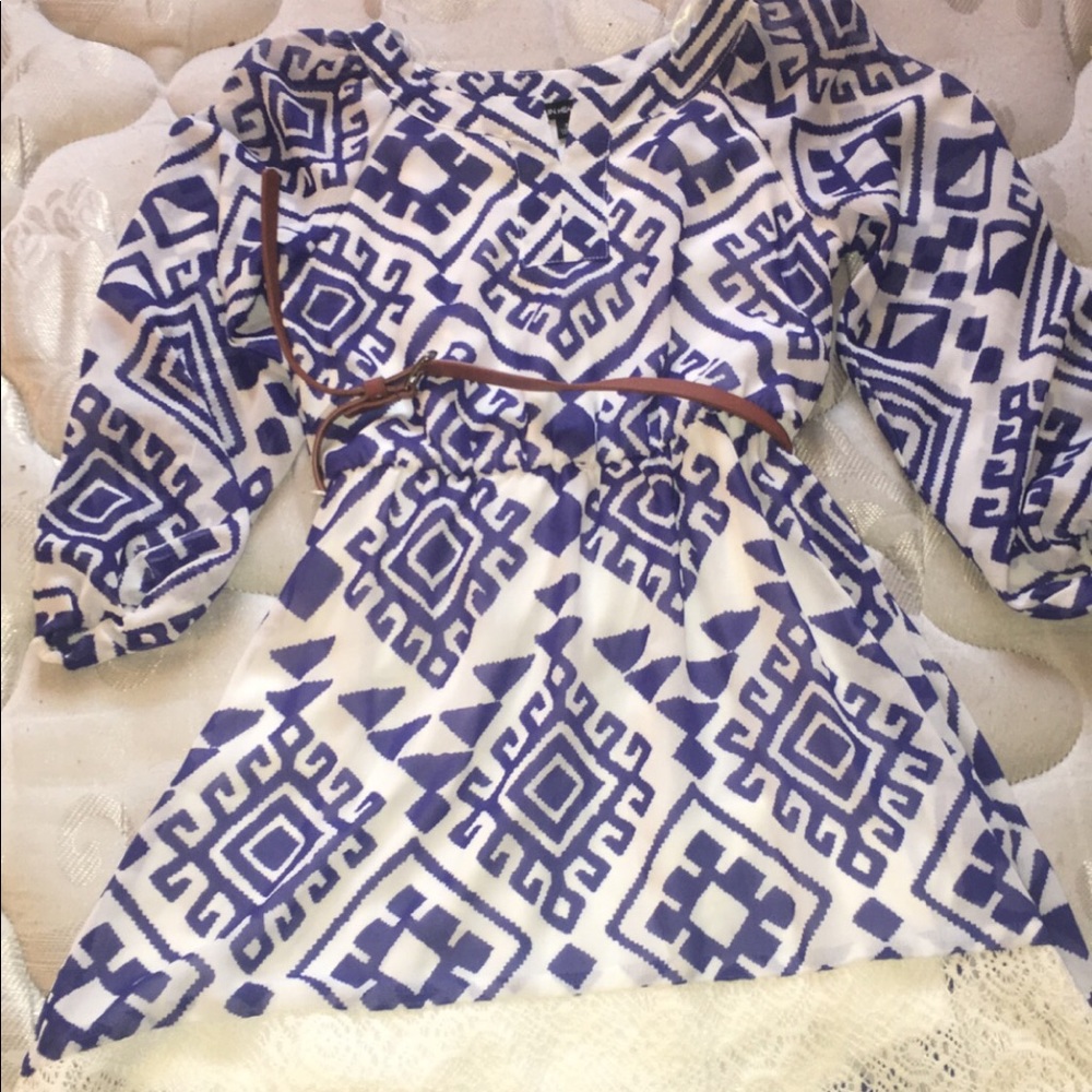 Girls dress
